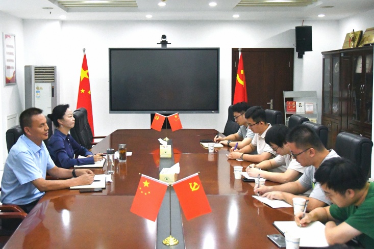 輝隆連鎖集團(tuán)召開“青年員工輪崗動(dòng)員會(huì)”